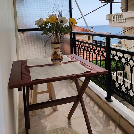 Apartmán Διαμέρισμα Για Οικογένεια Με Θέα Την Θάλασσα Arkoudi Exteriér fotografie